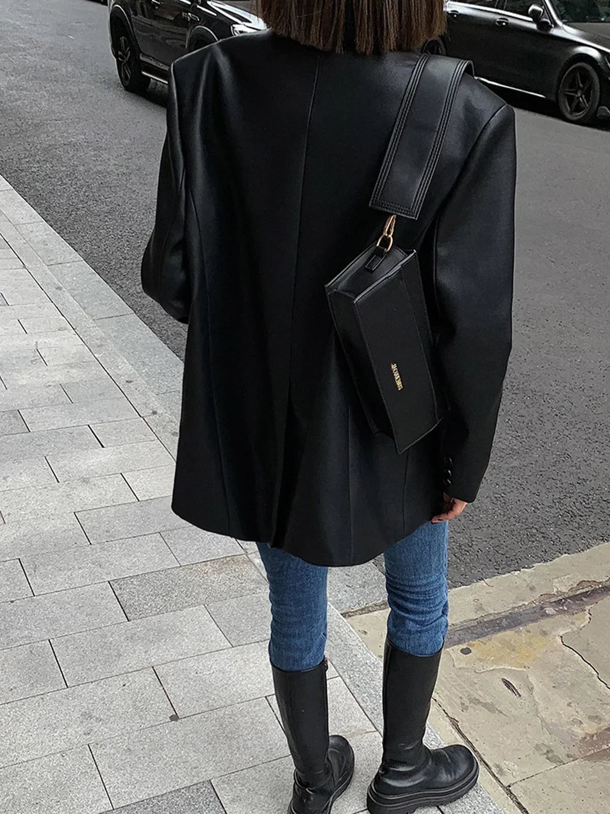 Notchly - Damska oversize'owa marynarka z kołnierzem z klapami