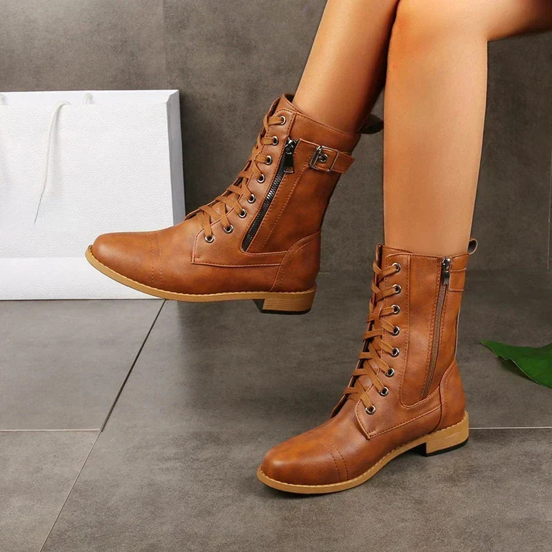 Buckelle - Women's High Boots with Laces and Side Zip