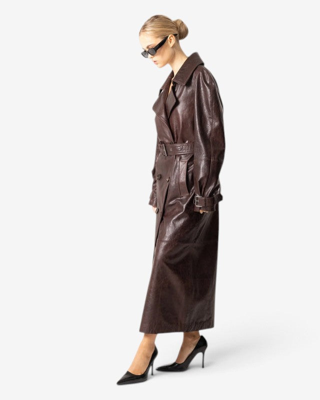 Zelvarra – Trench Coat with Wide Collar and Waist Belt