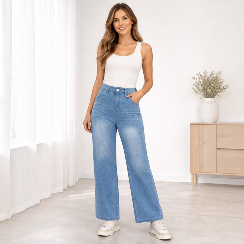 Chloe - Wide Leg Jeans with High Waist Design