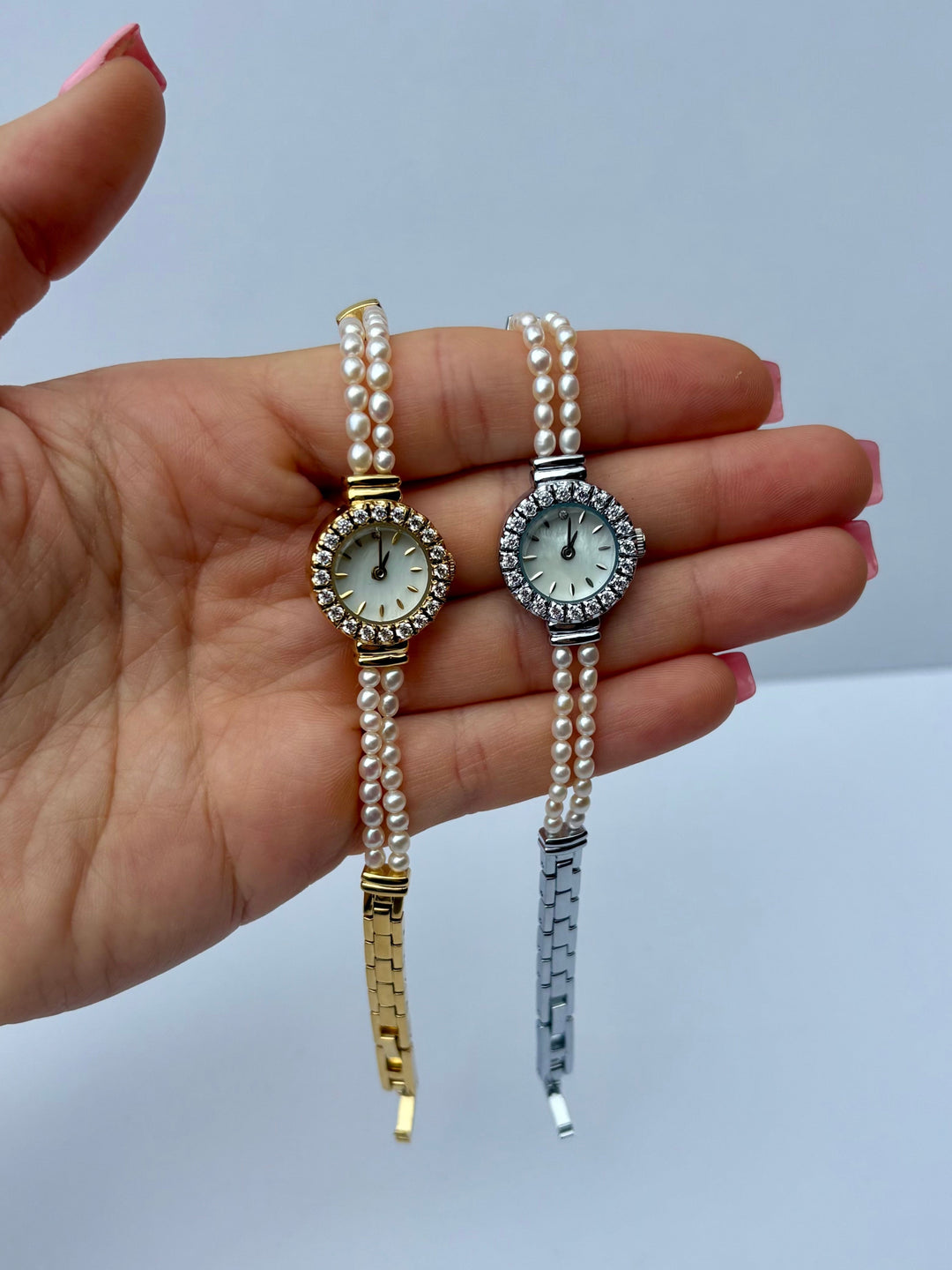 Saskia – Montre moderne avec bracelet style bracelet et cadran classique épuré