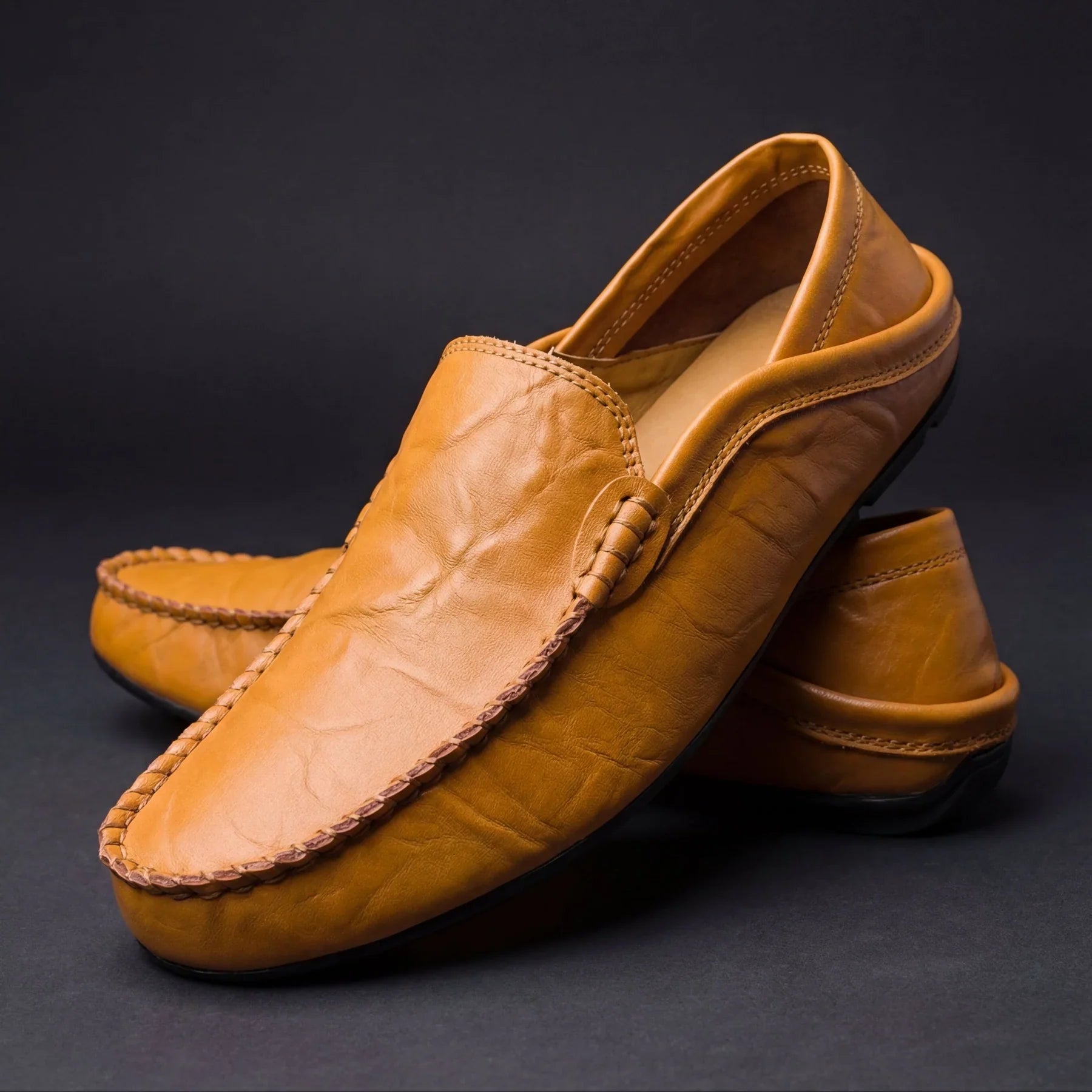 Men's Leather Loafers with Unique Creases