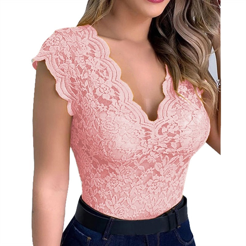 Chloe – Trendy sleeveless top with deep V-neck and adjustable straps