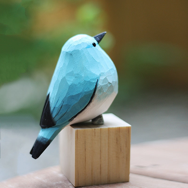 NatureChirp - Barevné ručně vyrobené dřevěné sošky ptáků pro domácí dekoraci
