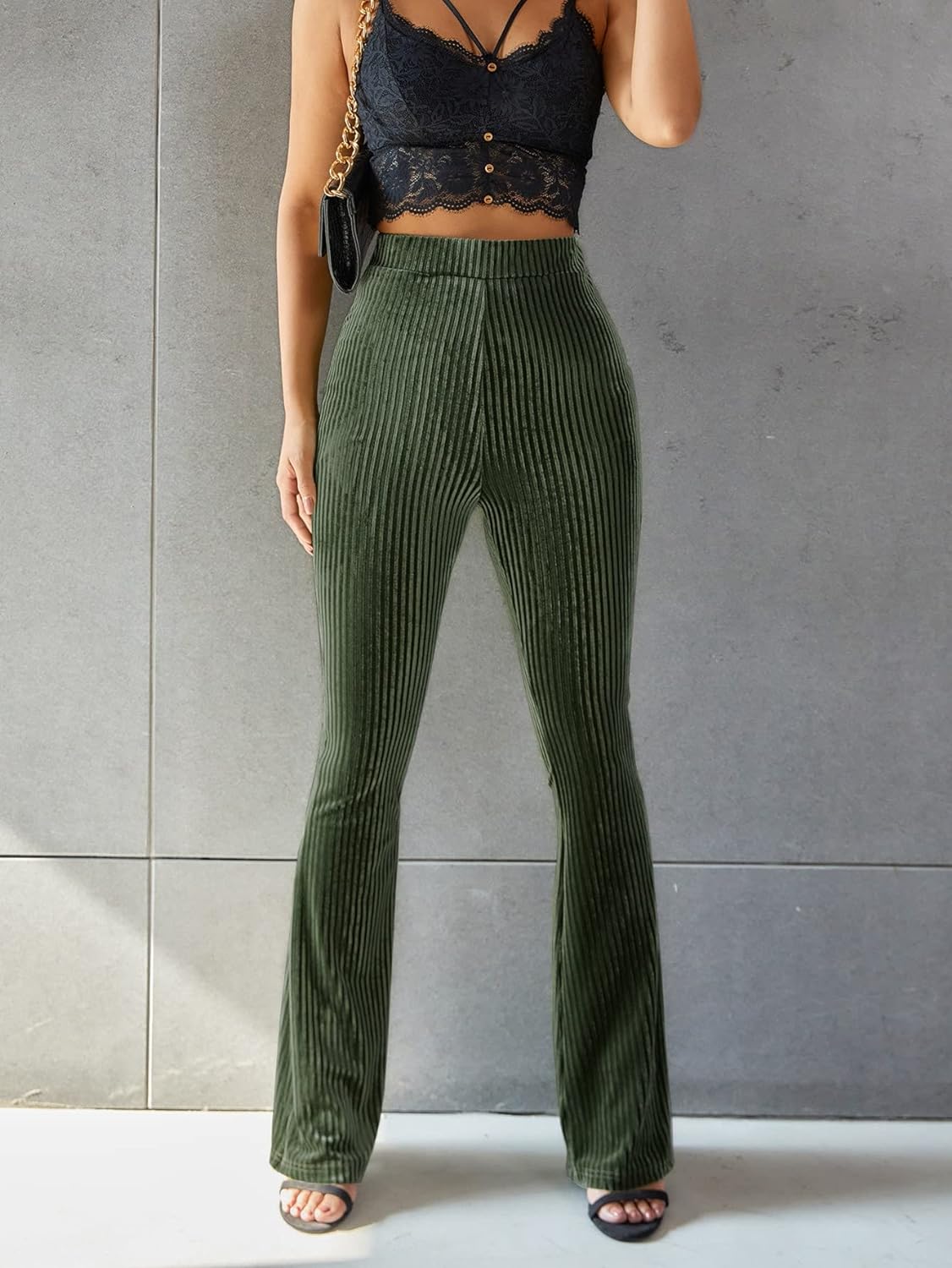 Sophia - High-waisted ribbed corduroy flared pants with stretch