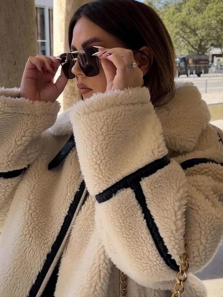 Naomi - Versatile Teddy Coat for Modern Fashion