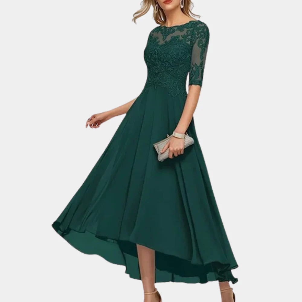 Bela– Rochie elegantă cu mâneci trei sferturi, detalii din dantelă și fustă fluidă