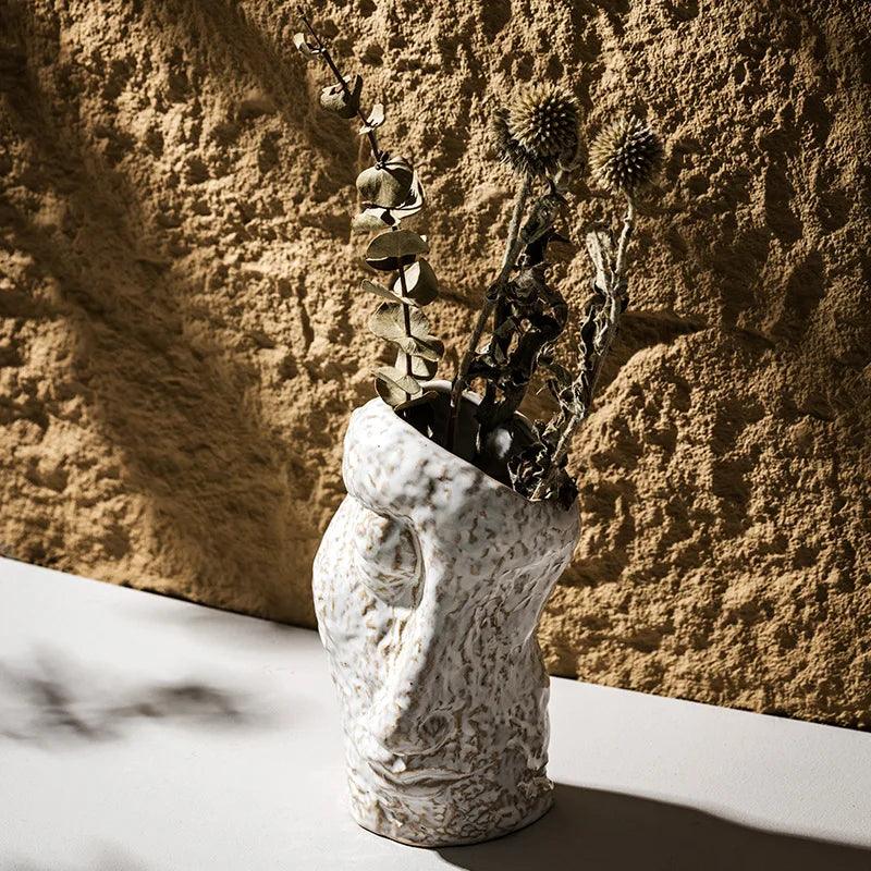 FaceBloom – Vaso decorativo per fiori con design ispirato al volto umano