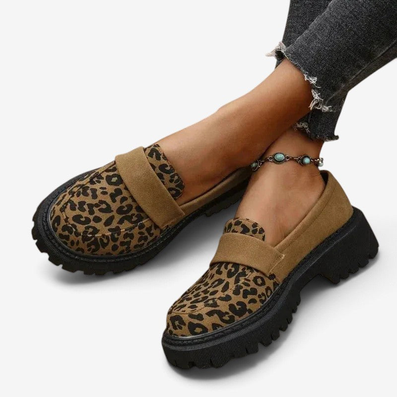 Leoparda – platformové mokasíny s leopardím vzorem a traktorovou podrážkou