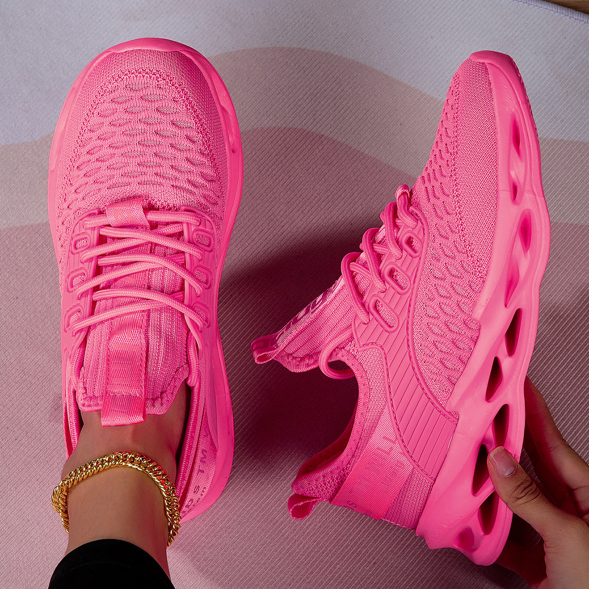 Aeroflex - Women's Breathable Running Shoes with Flexible Upper