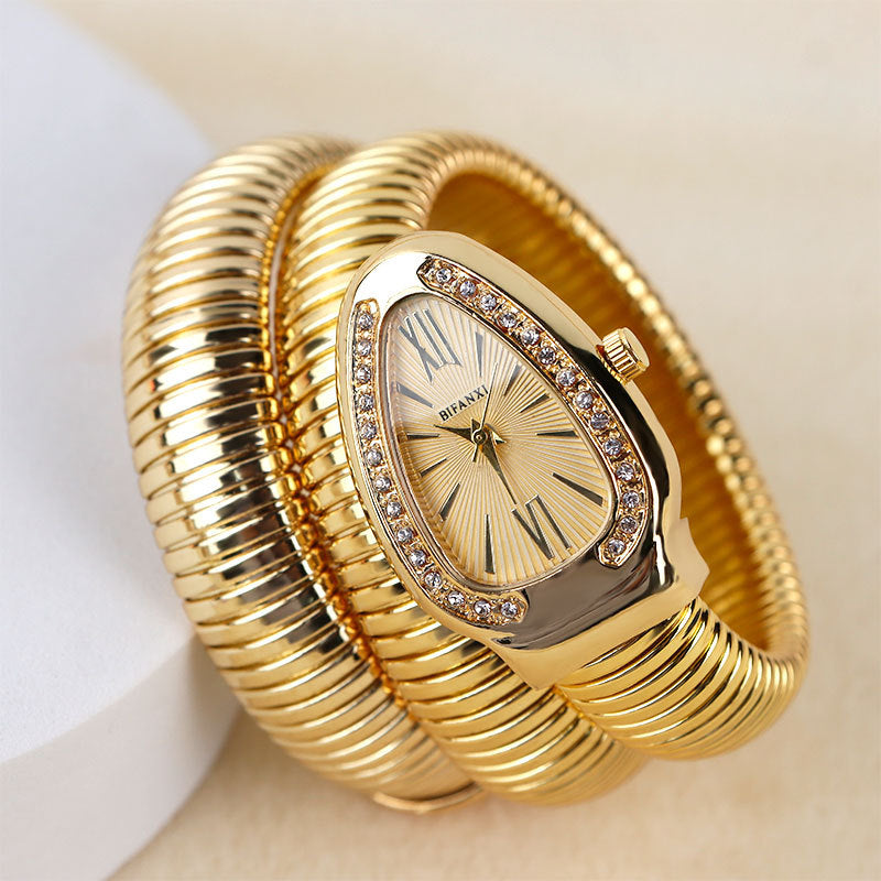 Genevieve - Elegant Women's Quartz Watch with Unique Bracelet Design