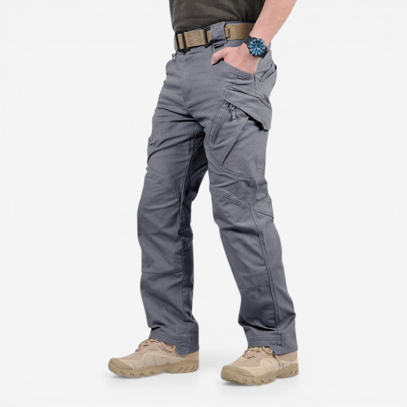 Pantalon cargo slim homme avec multiples poches