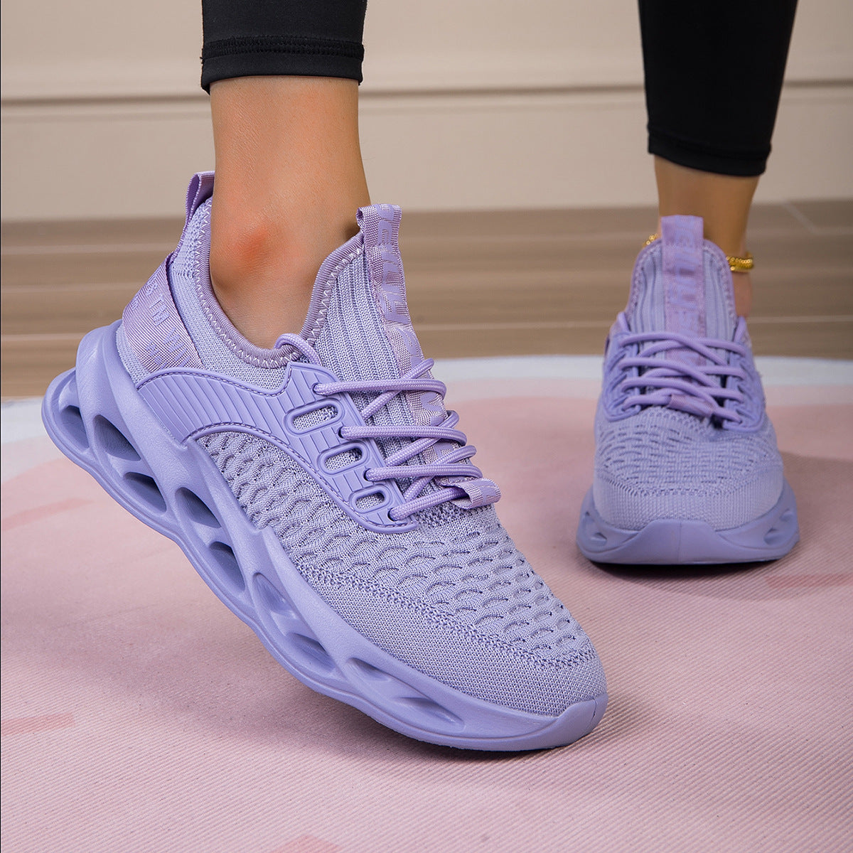 Aeroflex - Women's Breathable Running Shoes with Flexible Upper