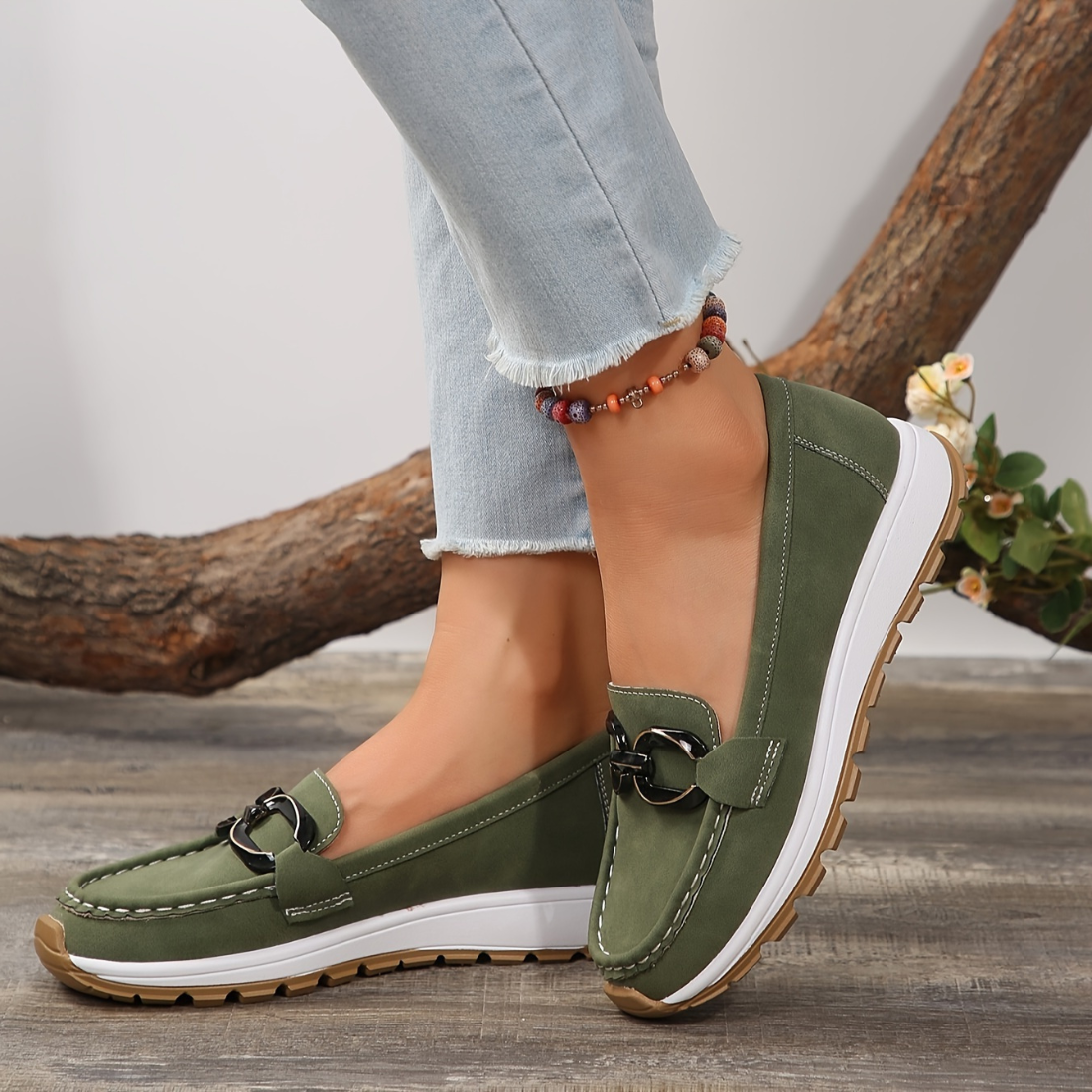 Anna - Sneakers with buckle and padded insole