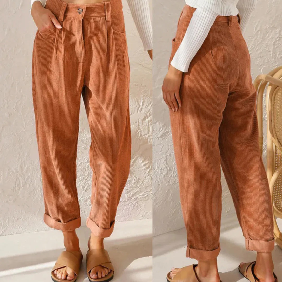 Annika - Relaxed corduroy pants with high waist and pockets