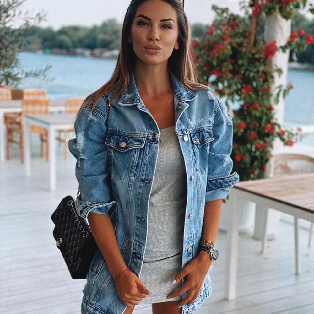 Dania – Oversized kabát s knoflíkovým zapínáním a náprsními kapsami pro pohodlný casual styl