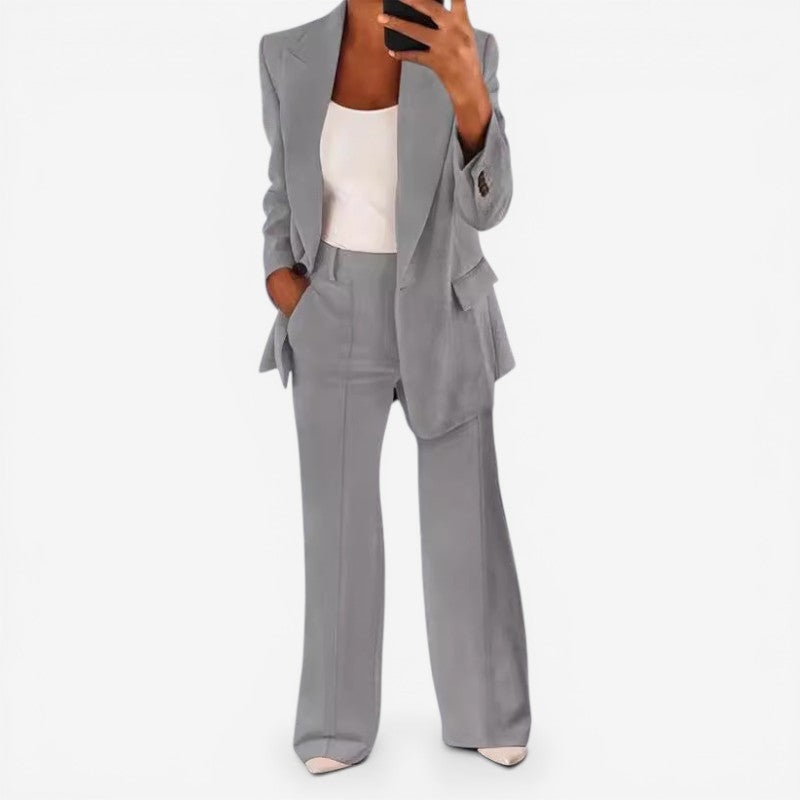 Completo Donna con Blazer Monopetto e Pantaloni Coordinati