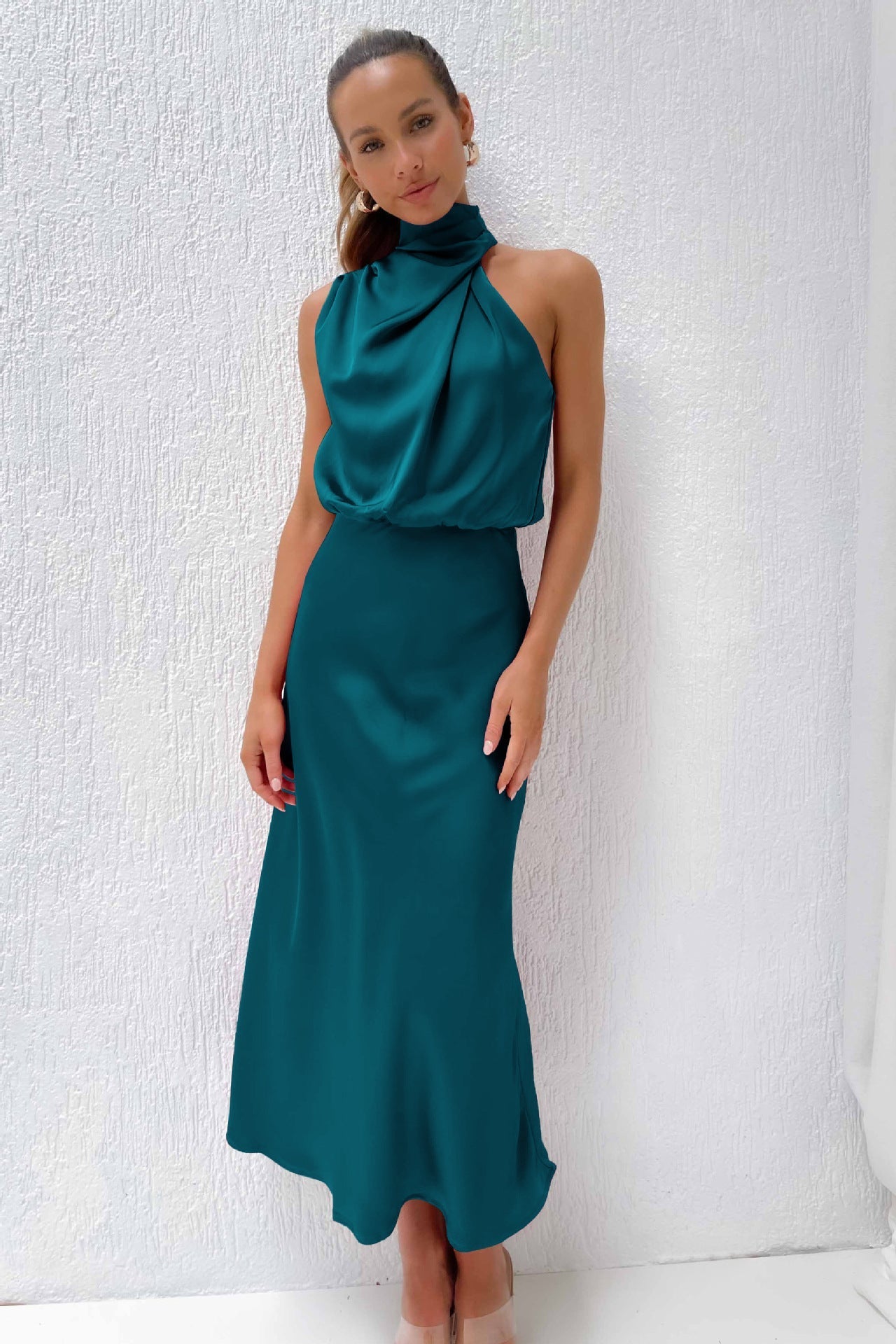 SilkElegance™ - Rochie cu umerii goi