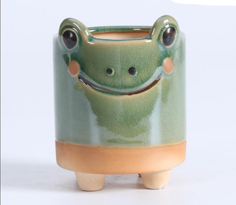 ZooPots - Playful flower pots in the shape of animals with fun cartoon designs