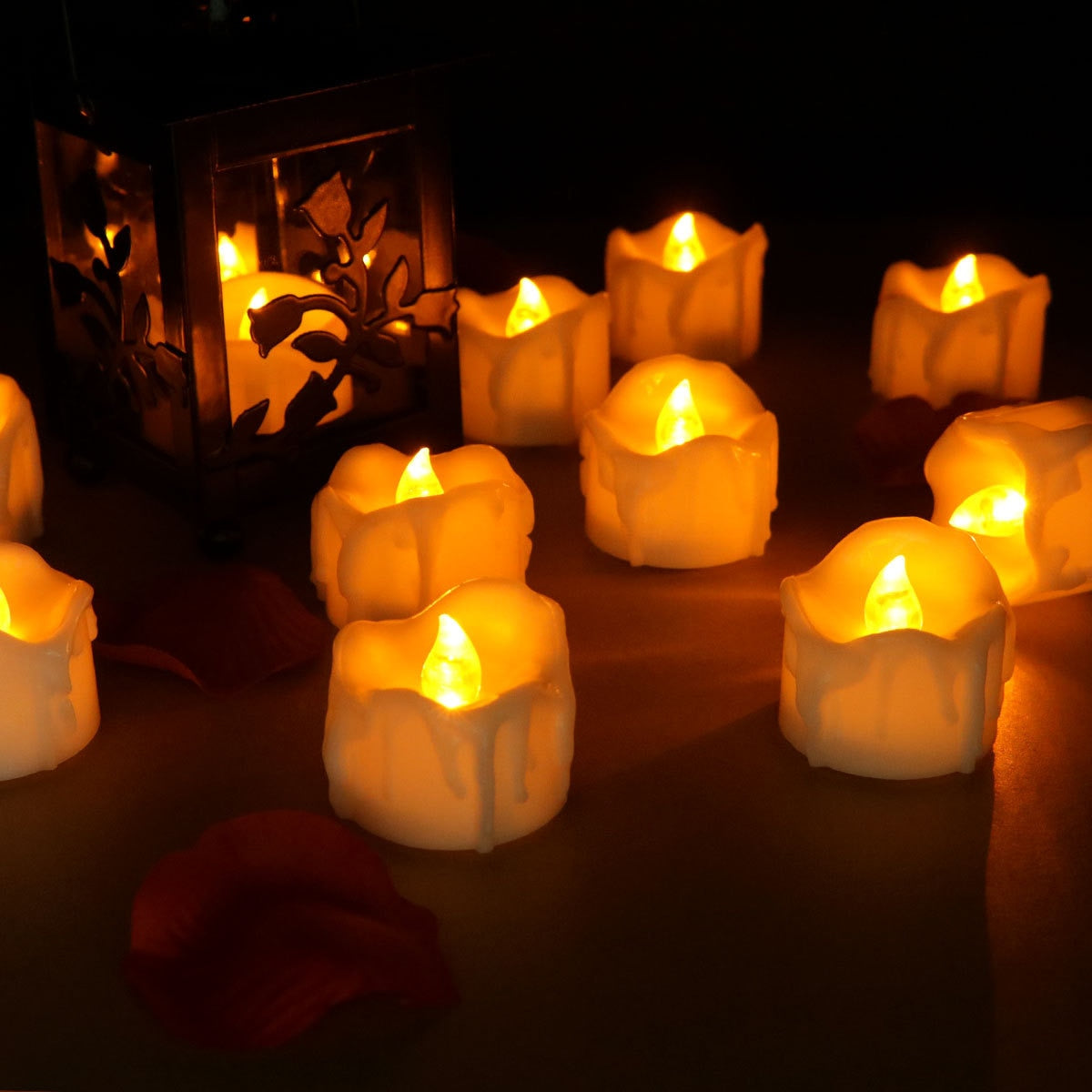 CandleLume - Flameless LED Candles With Flickering Light Effect