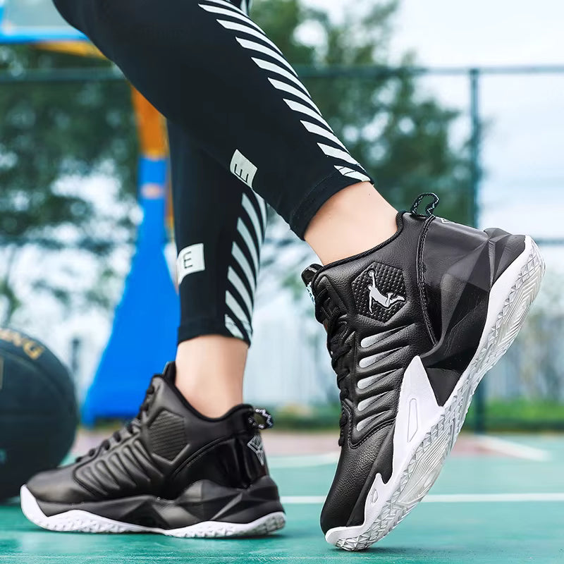 Courtix – pánské basketbalové tenisky s kulatou špičkou a šněrováním