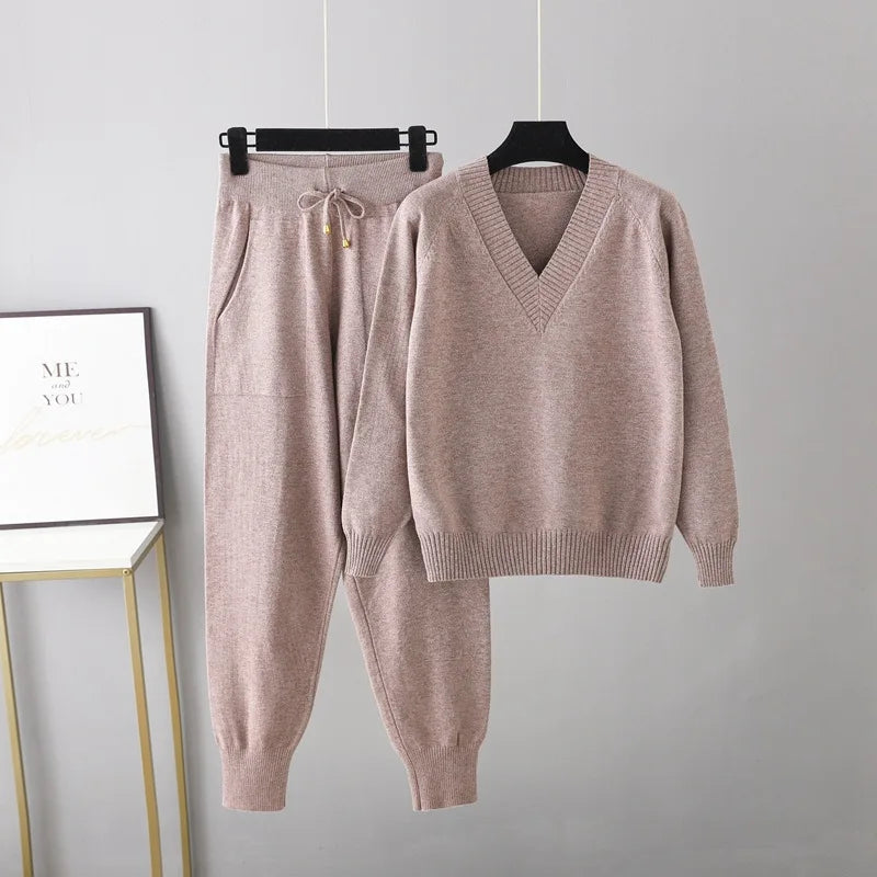 Sofie - Pulover confortabil cu decolteu în V și pantaloni eleganți cu buzunare