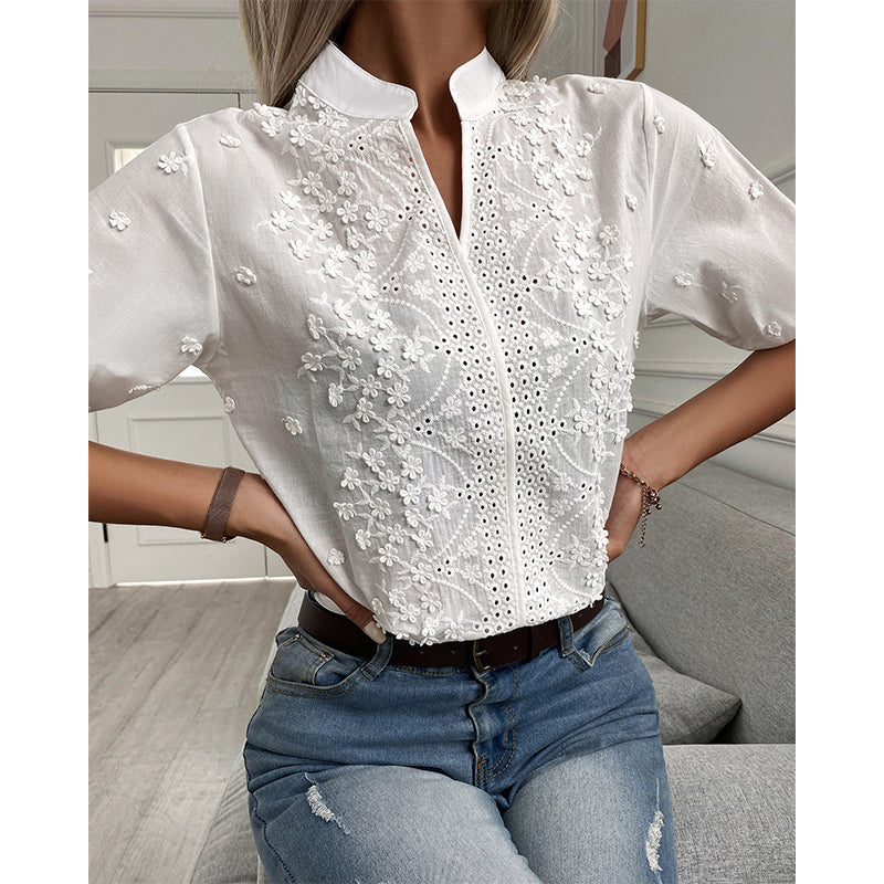 Sophia - Elegante camicetta con scollo a V e chiusura con bottoni