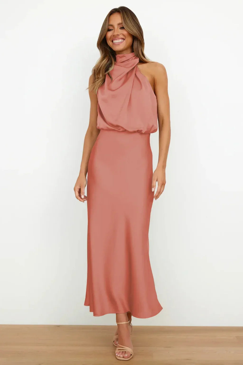 SilkElegance™ - Rochie cu umerii goi