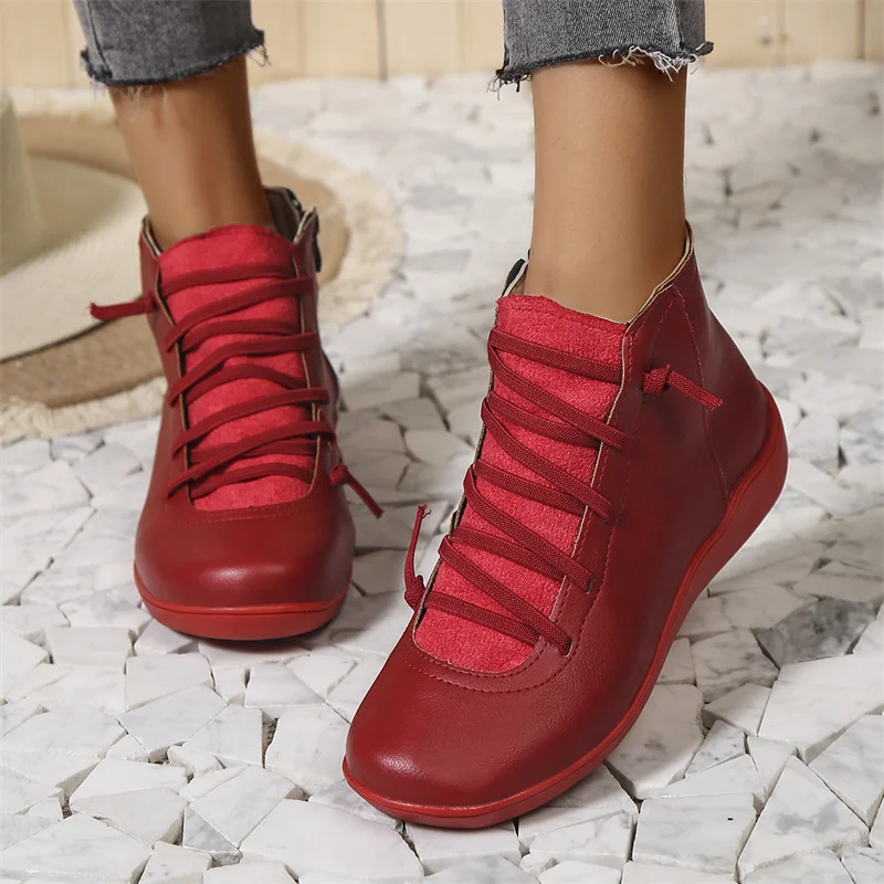 Alana - Lightweight non-slip boots with side zipper