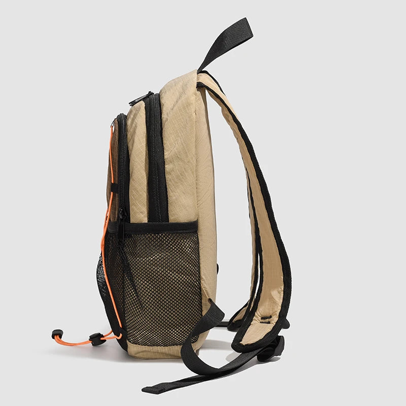 Sienna - Zaino da esterno aerodinamico con chiusura a zip e più scomparti