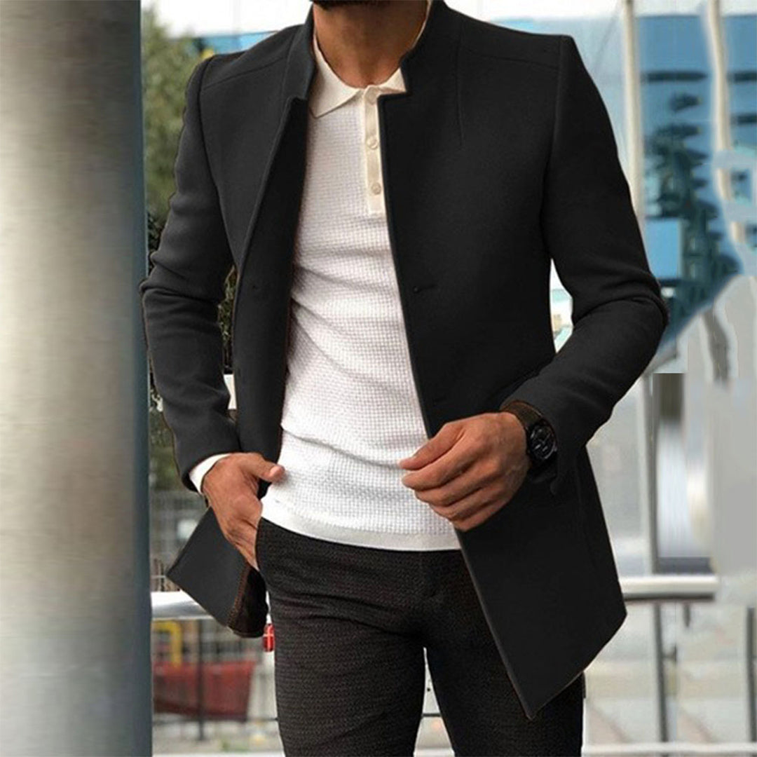 Noah - Moderní kabát bez límce s elegantním střihem a zapínáním na knoflíky