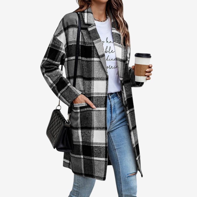 Veste à col plié pour femmes avec boutons