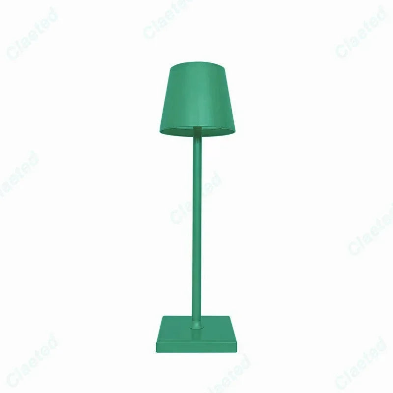 LumoGlow – Lampe de Table Rechargeable avec Variateur Tactile et Design Épuré