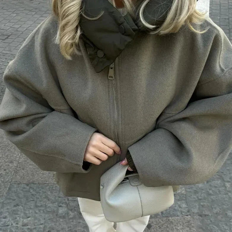 Emma - Sleek Hoodie Jacket for Modern Refinement