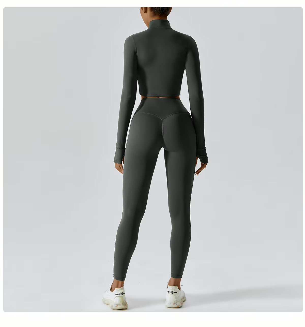 Nova – Ensemble d’entraînement trois pièces stylé avec haut zippé
