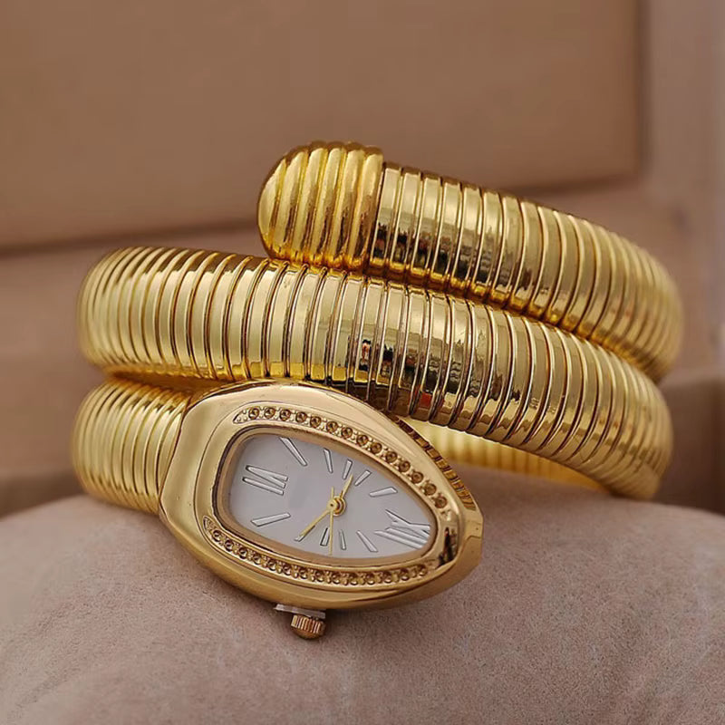 Wristelle – damski zegarek-bransoletka z motywem węża, zawijany, z mechanizmem kwarcowym