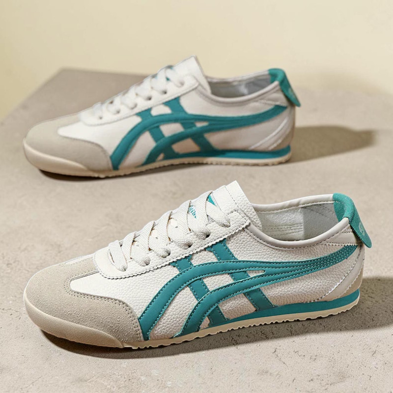 Men’s Round Toe Lace-Up Sneakers