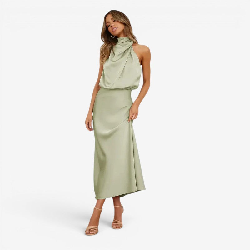 Robe maxi femme à épaules dénudées avec design sans manches