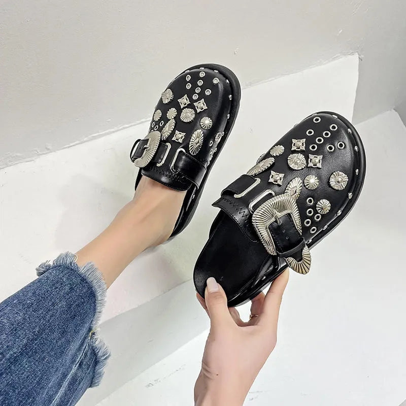 Isla – Slip-On Slippers with Spaced and Cushioned Sole