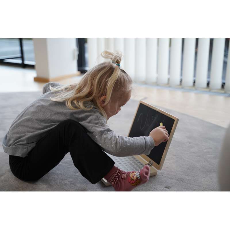 ChalkByte - Laptop din lemn cu ecran tip tablă
