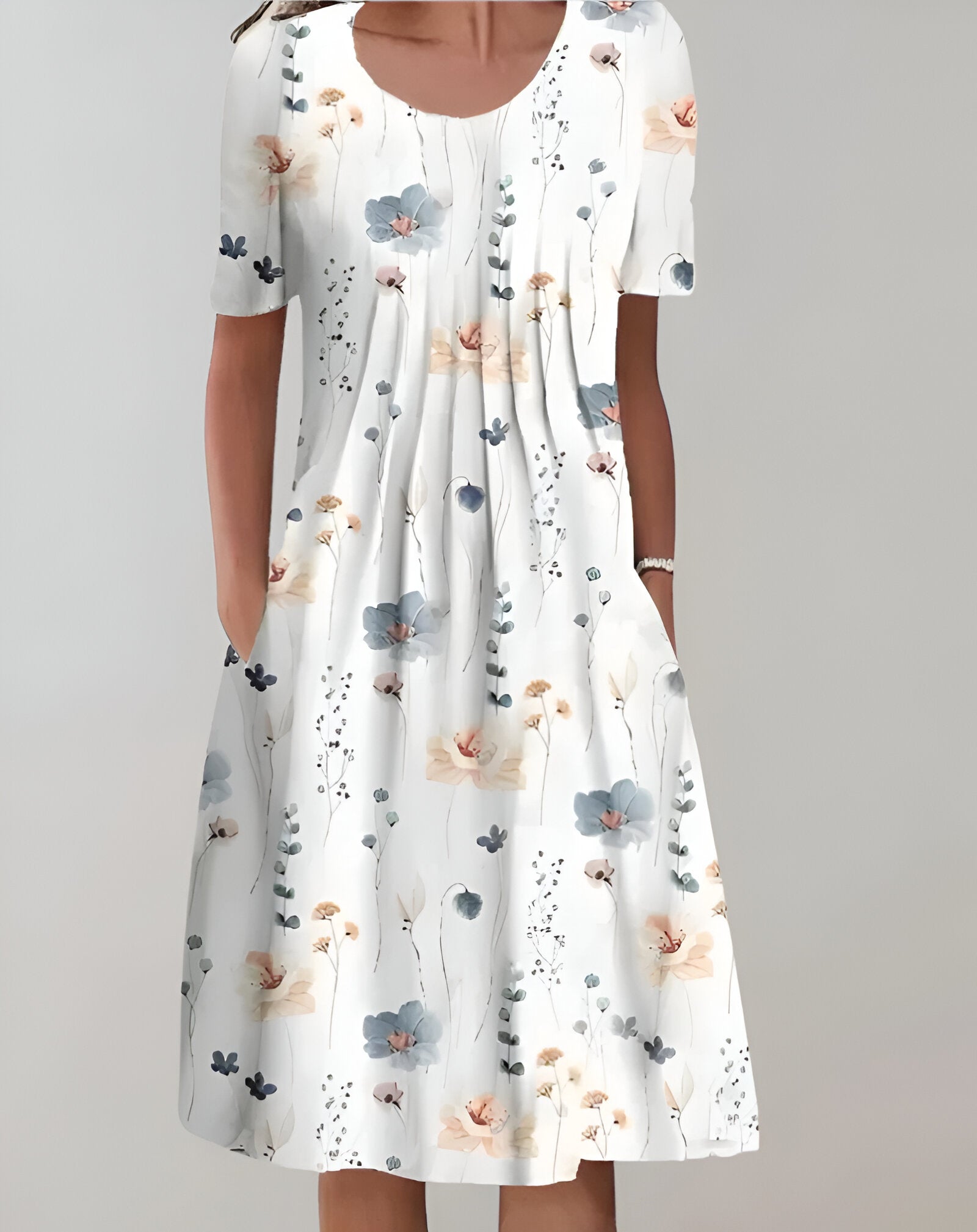 Mia – Elegant Printed A-line Dress with Short Sleeves and Round Neckline