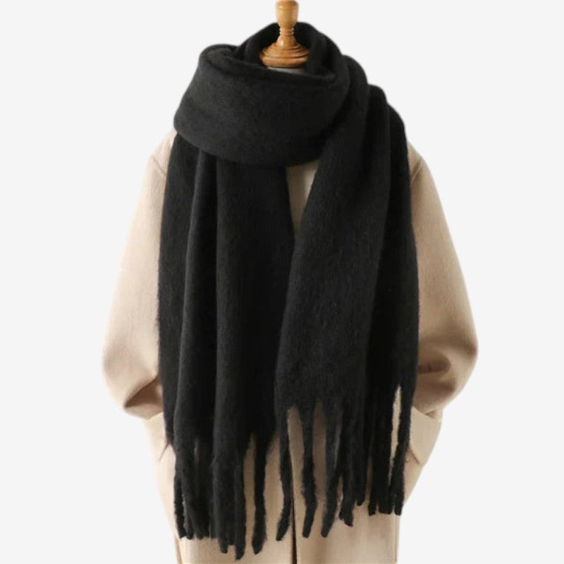 Josephine – Oversized Sjaal met Decoratief Kwastjesontwerp