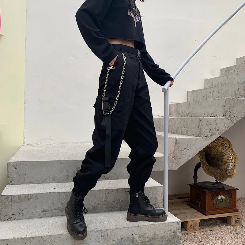 Bria - Trendy cargo pants with waist belt and tapered jogger cuffs