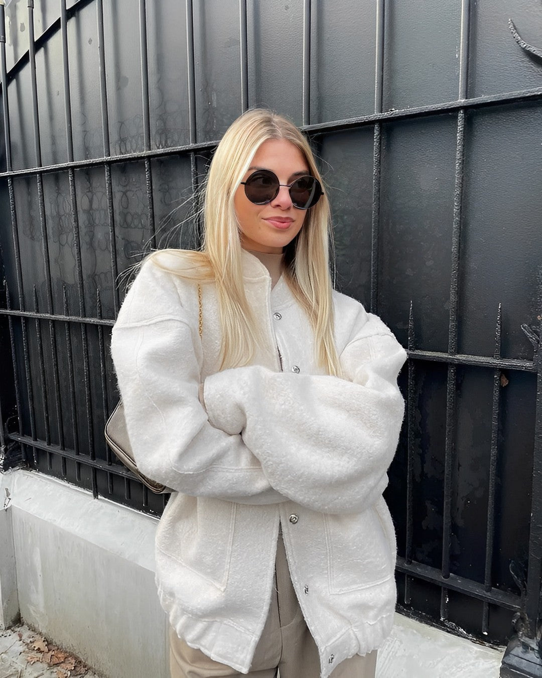 Liana - Comfortable oversized jacket with button closure for a trendy and warm look
