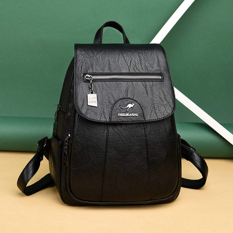 Bella - Elegant backpack with refined design and ample space
