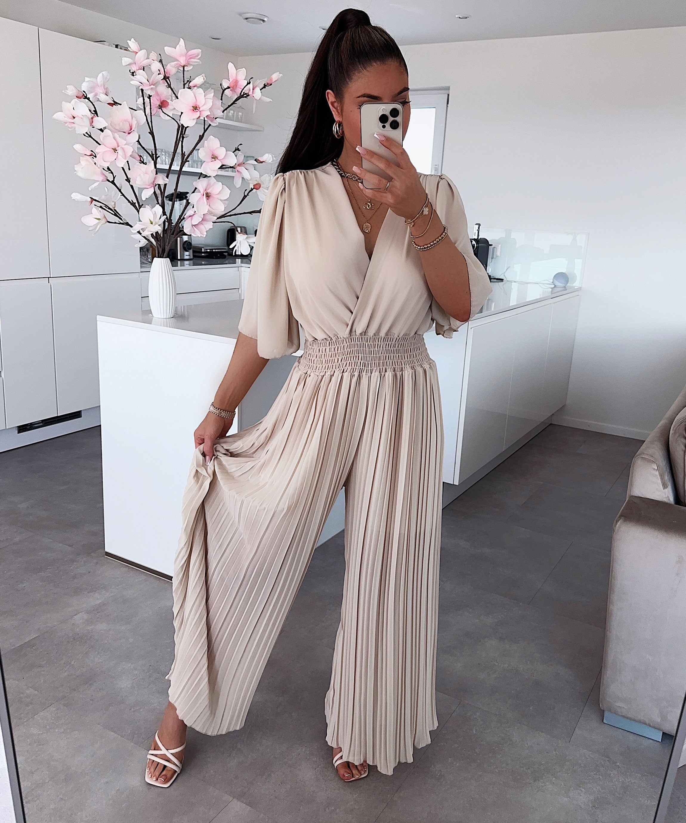 Selena - Rochie maxi elegantă plisată cu talie flatantă
