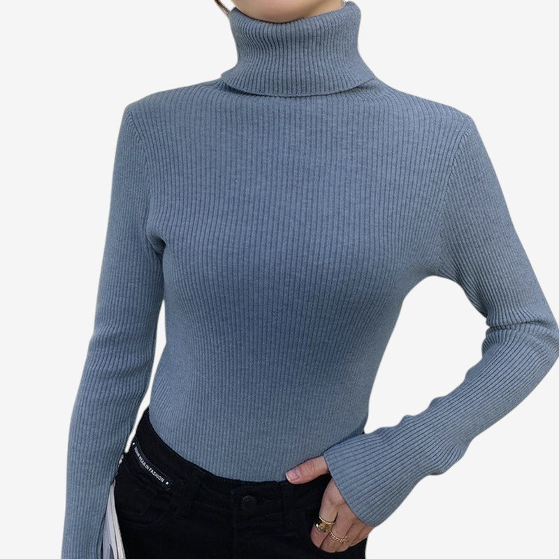 Bella – Pull à manches longues avec col roulé et coupe ajustée