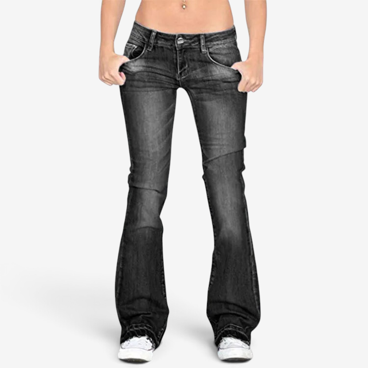 Clara - Low Rise Flared Jeans with Front and Back Pockets