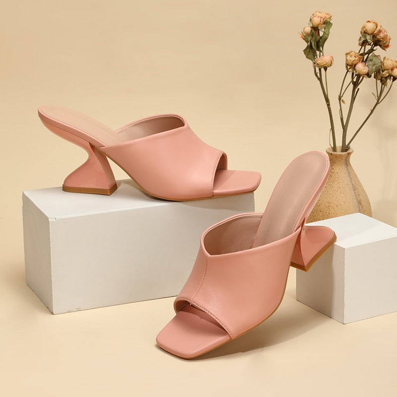 Lara – Modern open-toe heeled mules with sculptural block heel