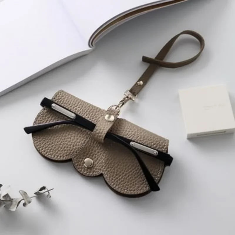 LuxeSafe™ - Toc Elegant din Piele pentru Ochelari 1+1 Gratuit